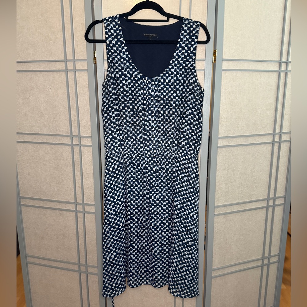Banana Republic Blue & White Sleeveless Fit & Flare Dress – Size L